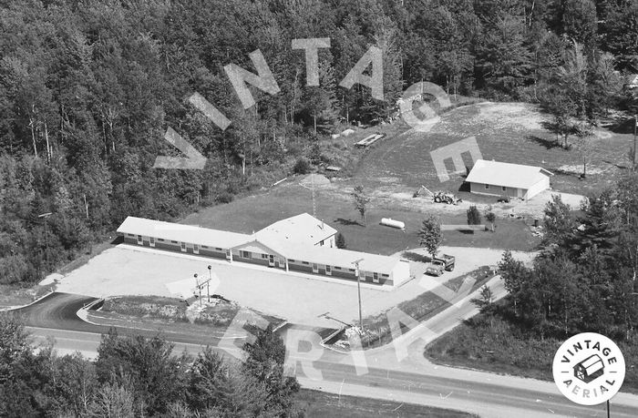 White Star Motel - 1979 Aerial Photo (newer photo)